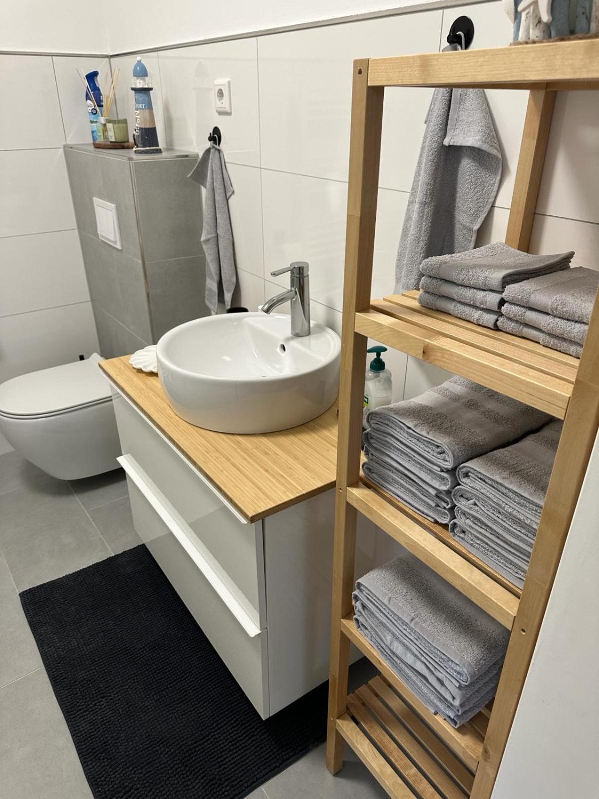 One100 I Appartement Lange Auszeit Bremerhaven Dış mekan fotoğraf